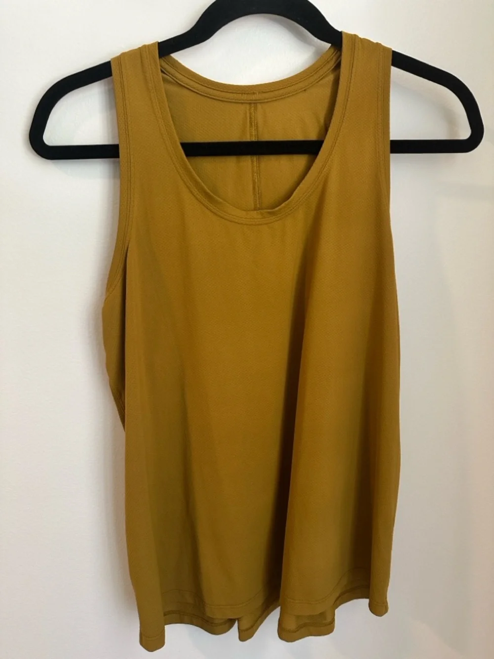 Lululemon Essential Tank Top *Train Gold Spice